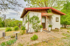 Cozy Elizabeth Studio with Deck Near Norfork Lake!